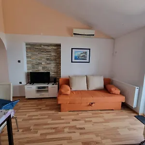 Katarina , Šmrika Horvátország